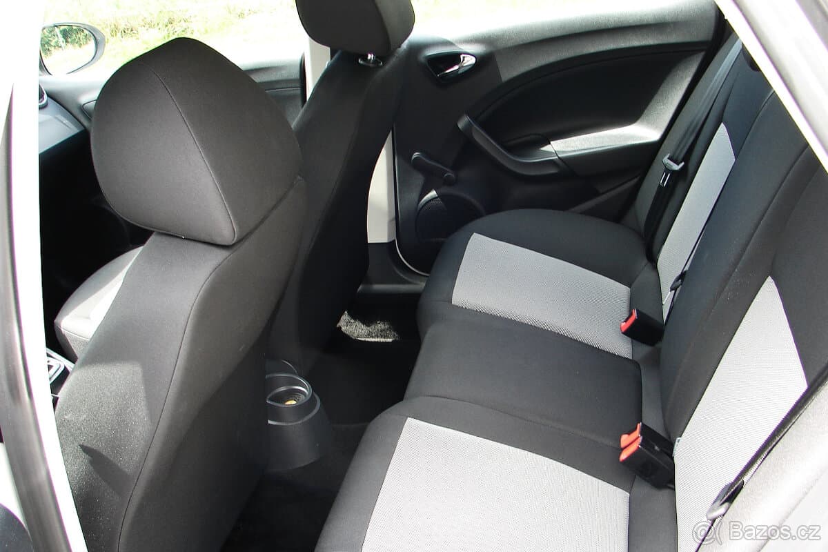 2016 Seat IBIZA - 10