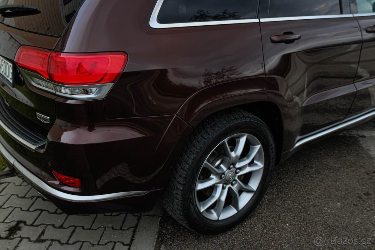 2016 Jeep CHEROKEE - 10