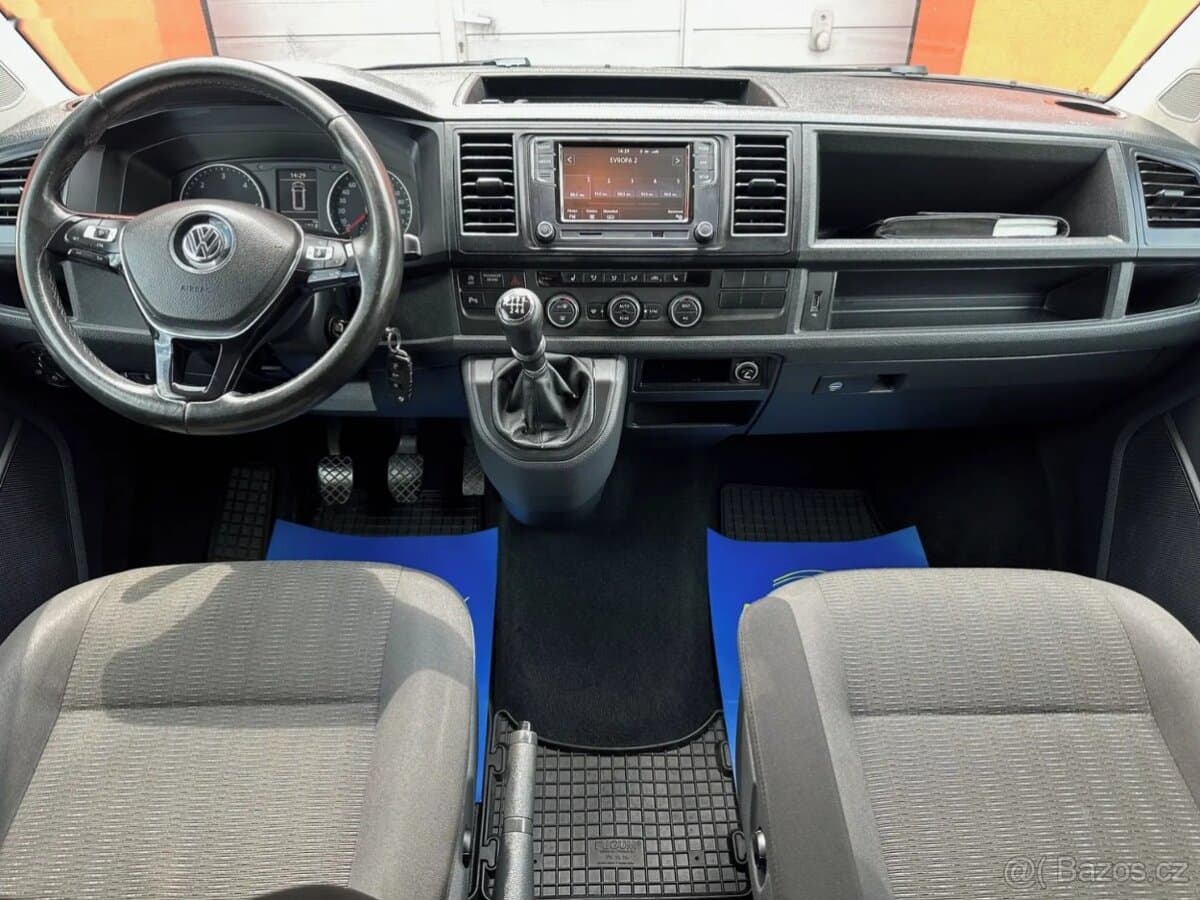 2015 Volkswagen CARAVELLE - 10