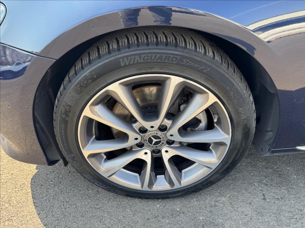 2019 Mercedes-Benz E-CLASS - 10