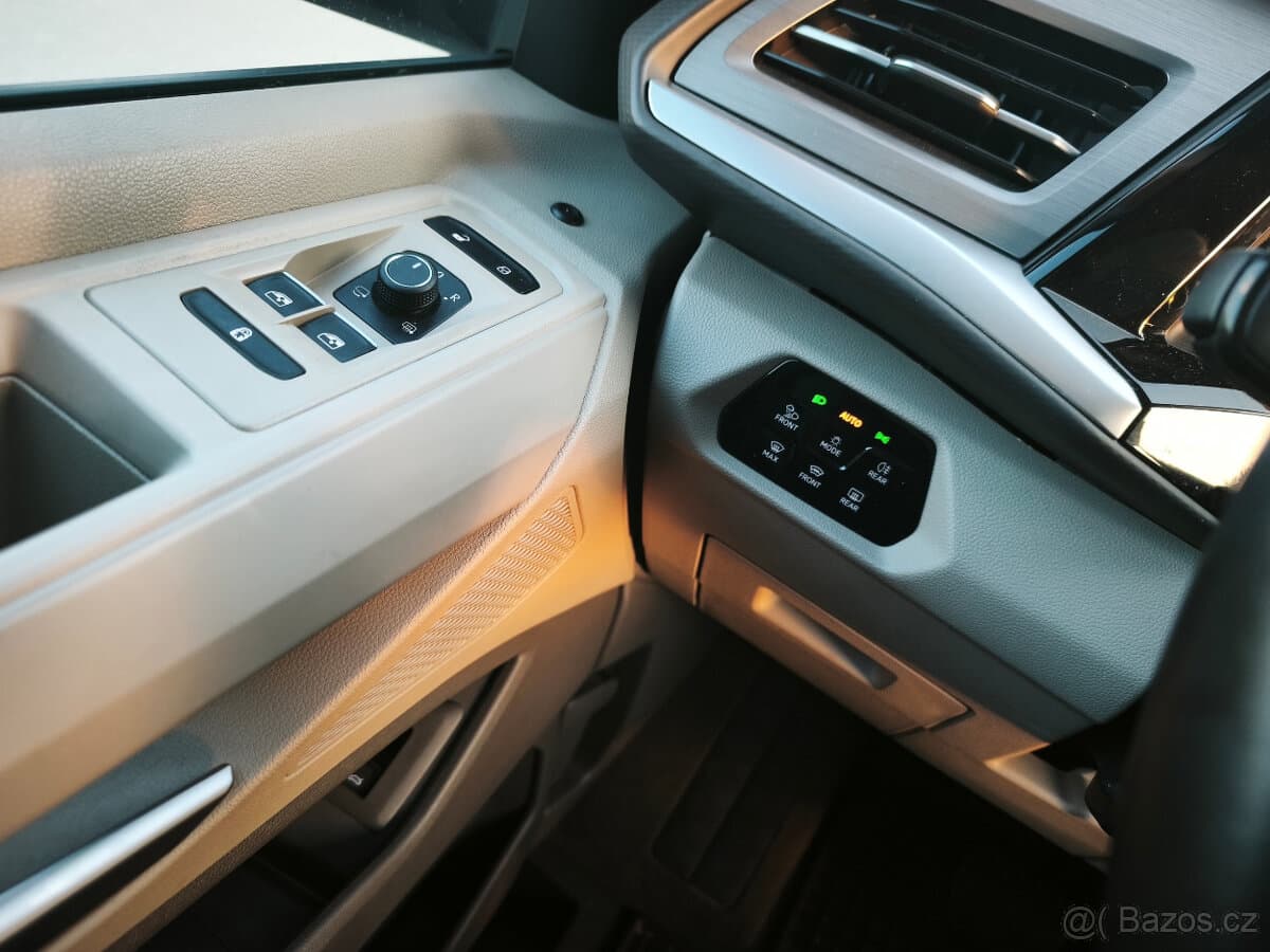 2023 Volkswagen MULTIVAN - 10