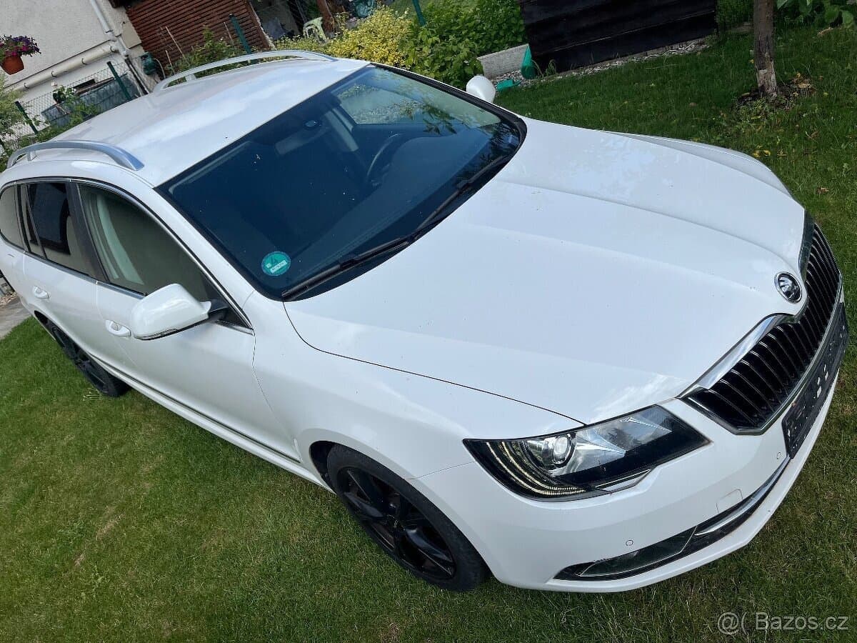 2014 Škoda SUPERB - 10