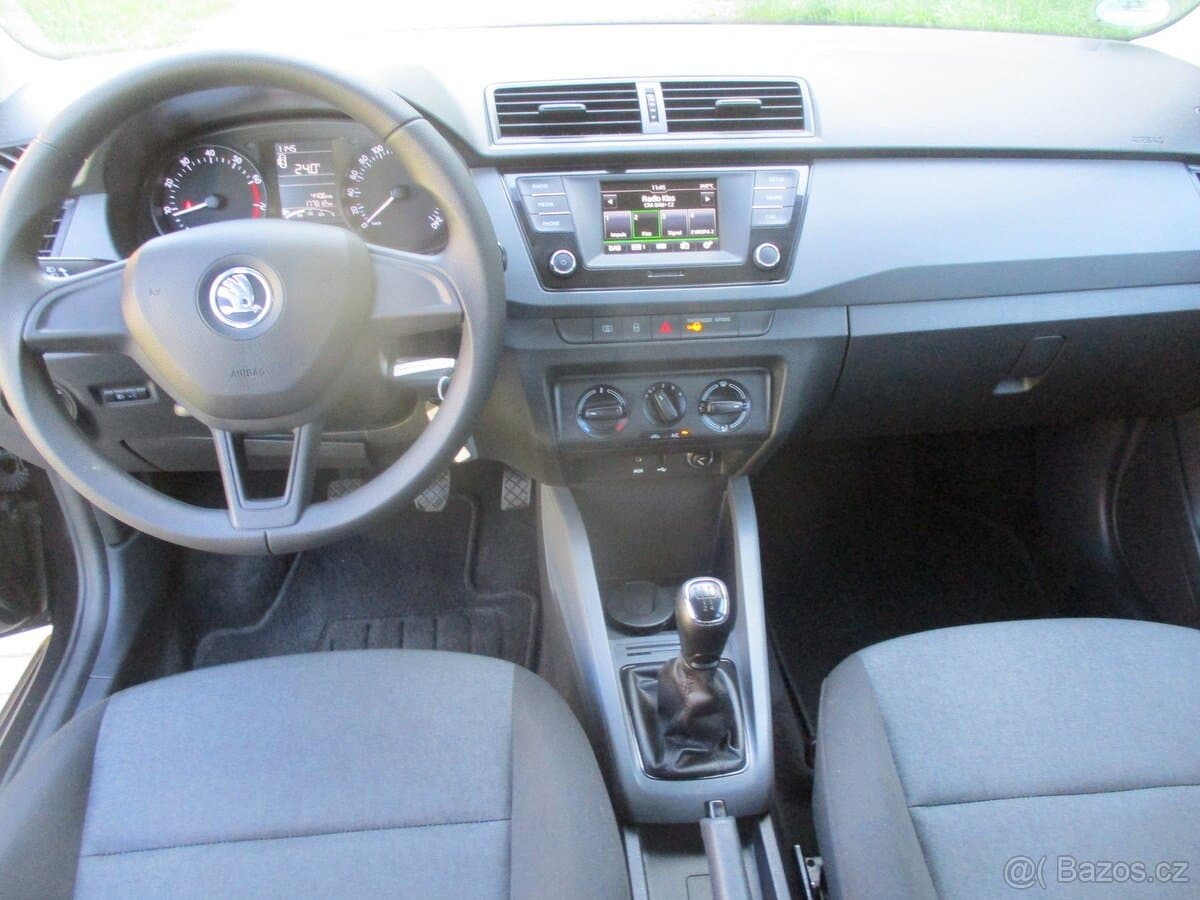 2016 Škoda FABIA - 10