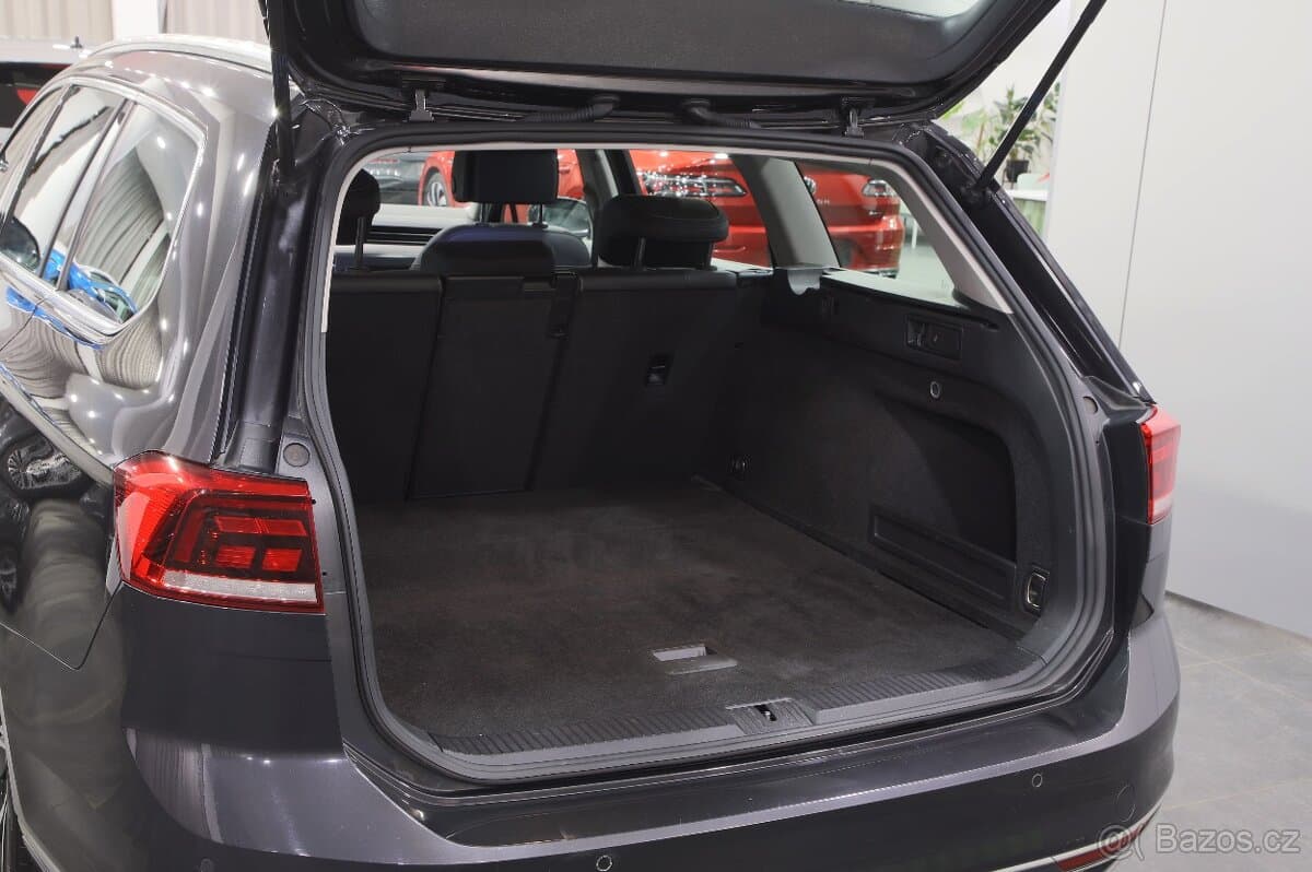 2020 Volkswagen PASSAT - 10