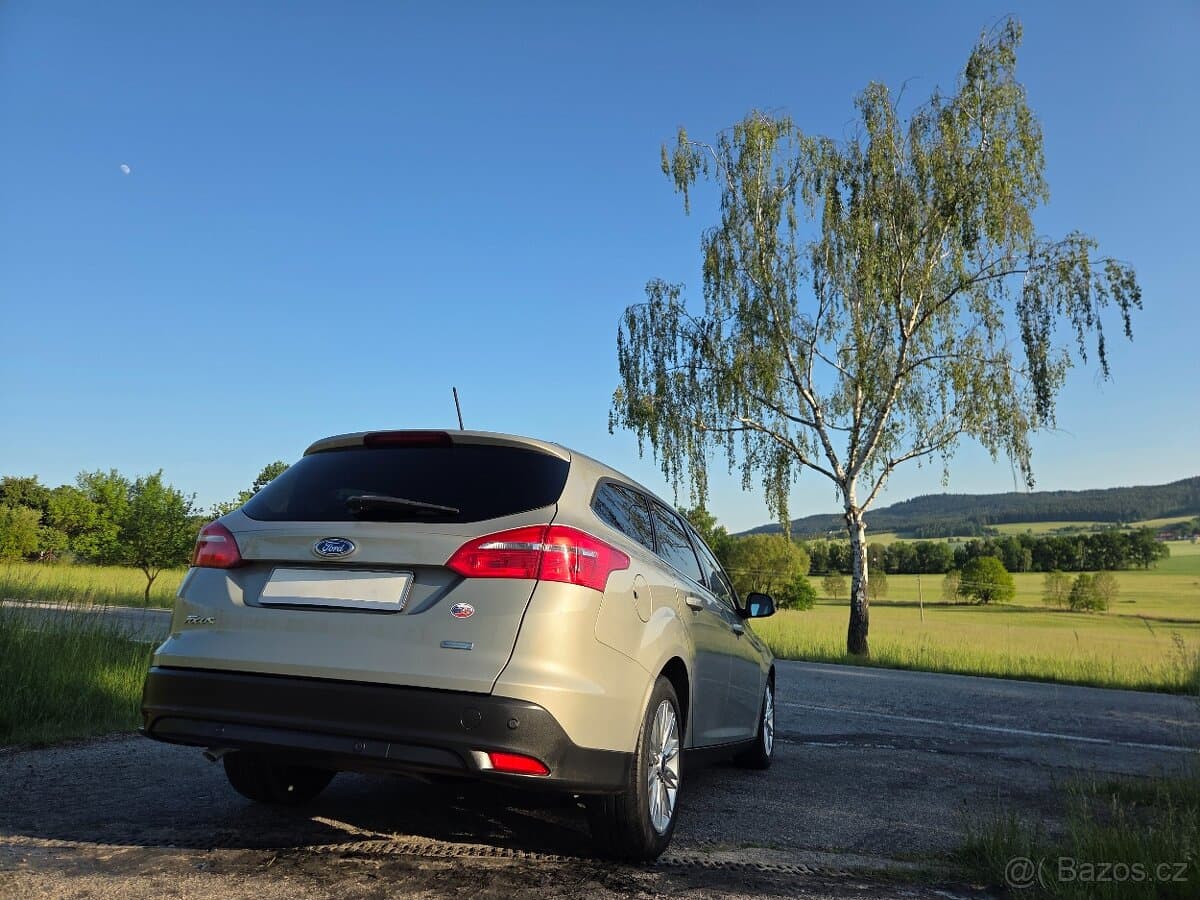 2017 Ford FOCUS - 10