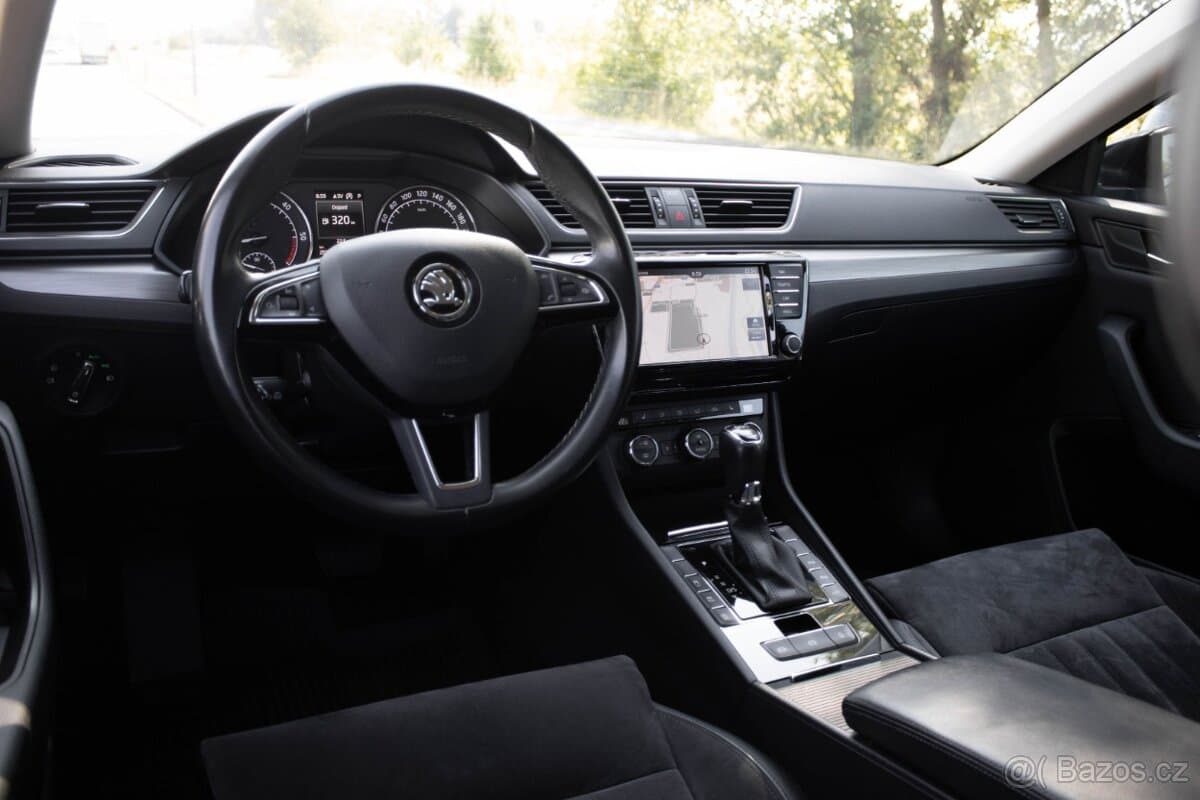 2017 Škoda SUPERB - 10