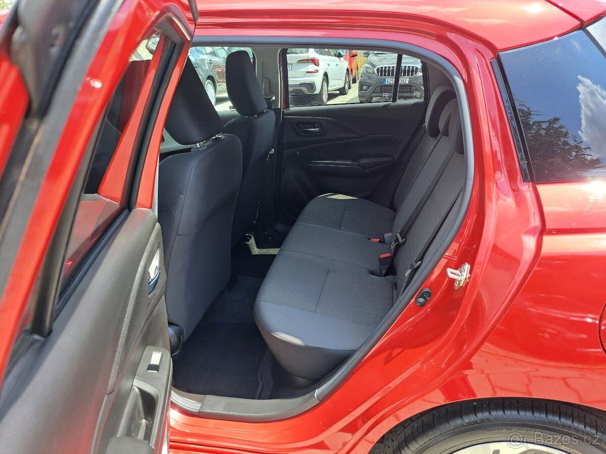 Suzuki SWIFT - 10