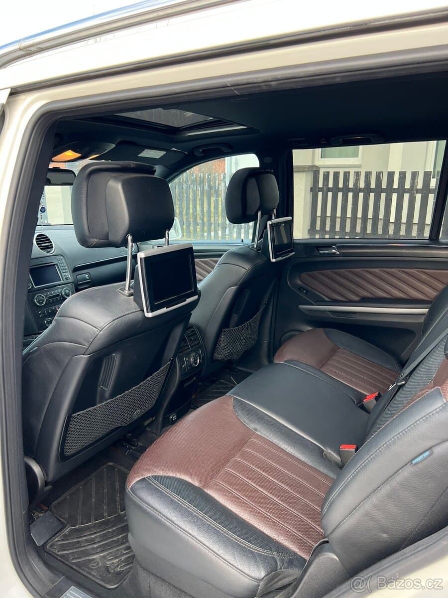 Mercedes-Benz GL - 10