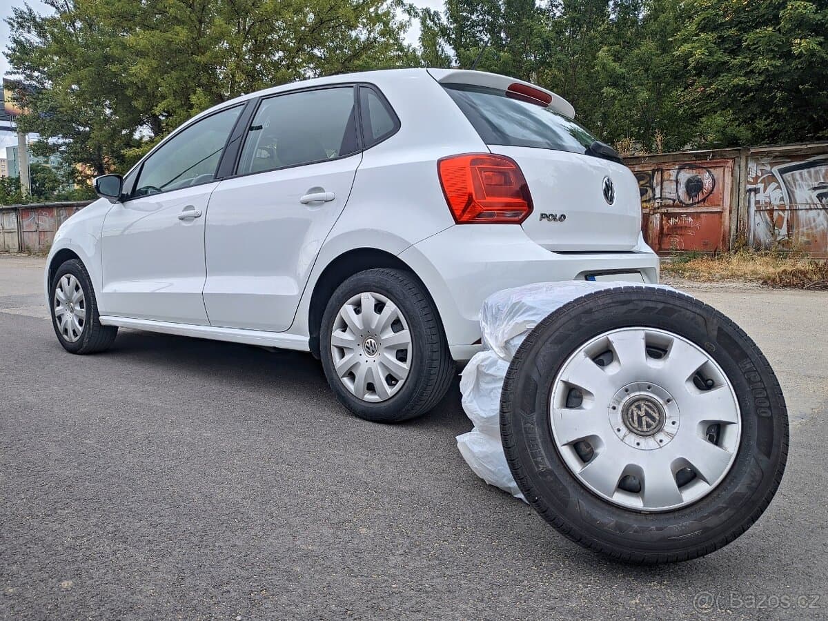 2016 Volkswagen POLO - 10