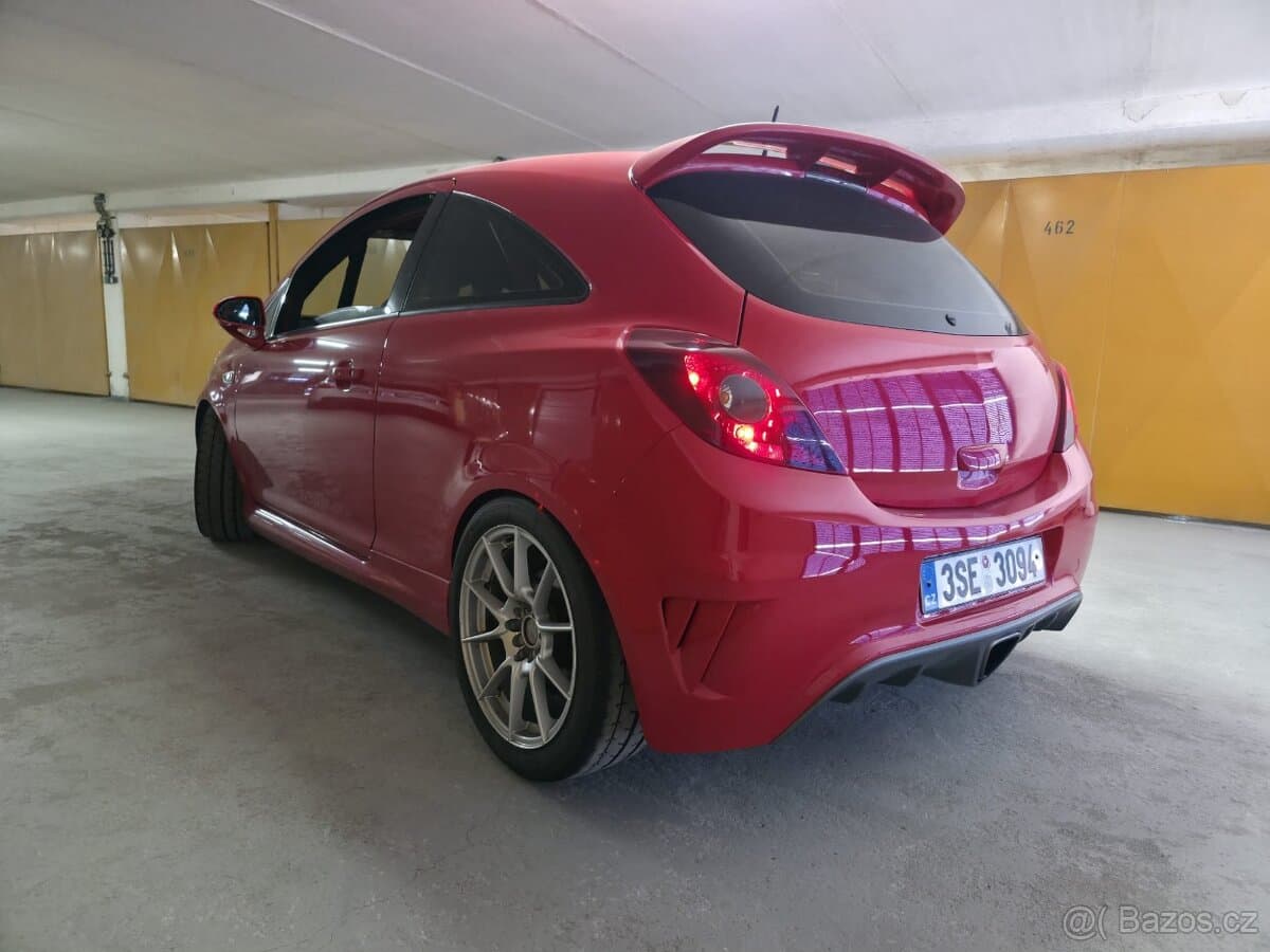 Opel CORSA - 10
