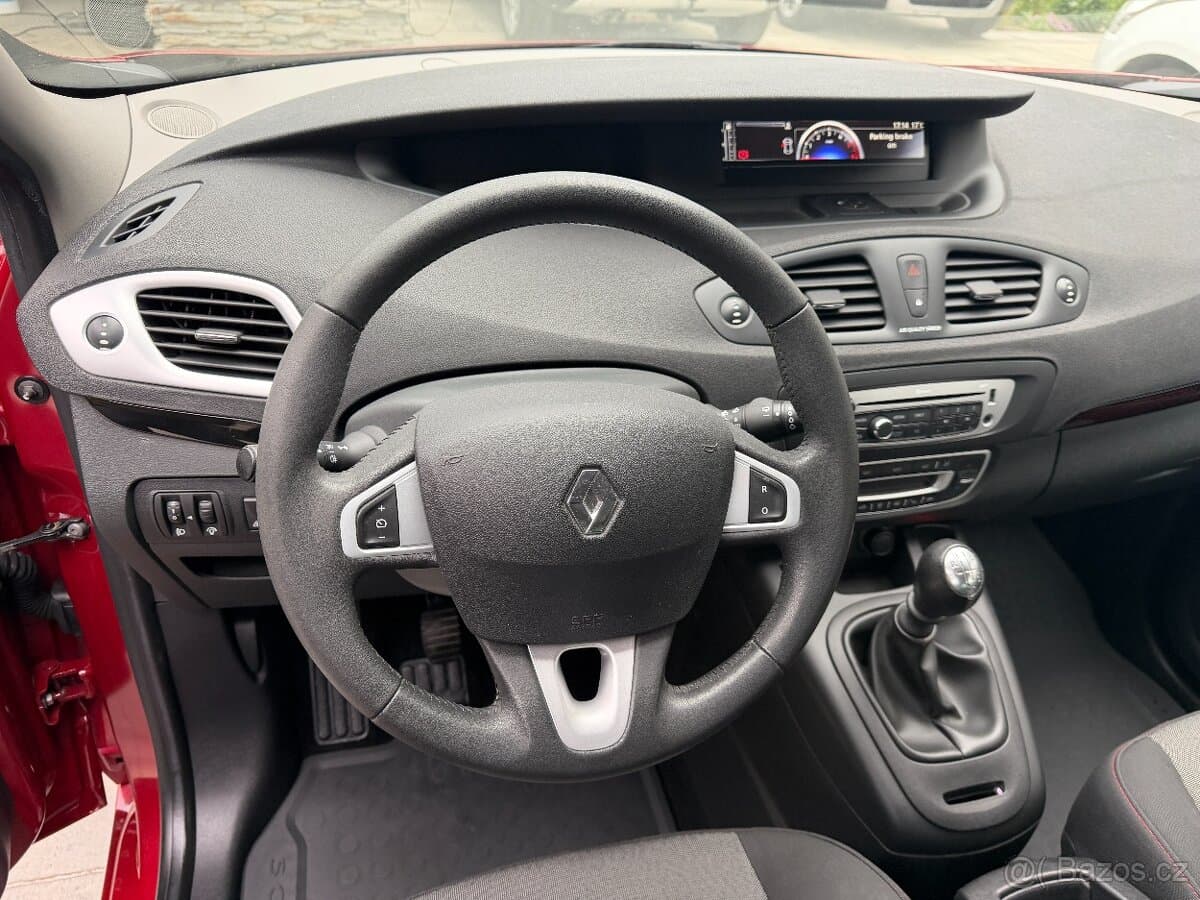 2012 Renault SCENIC - 10