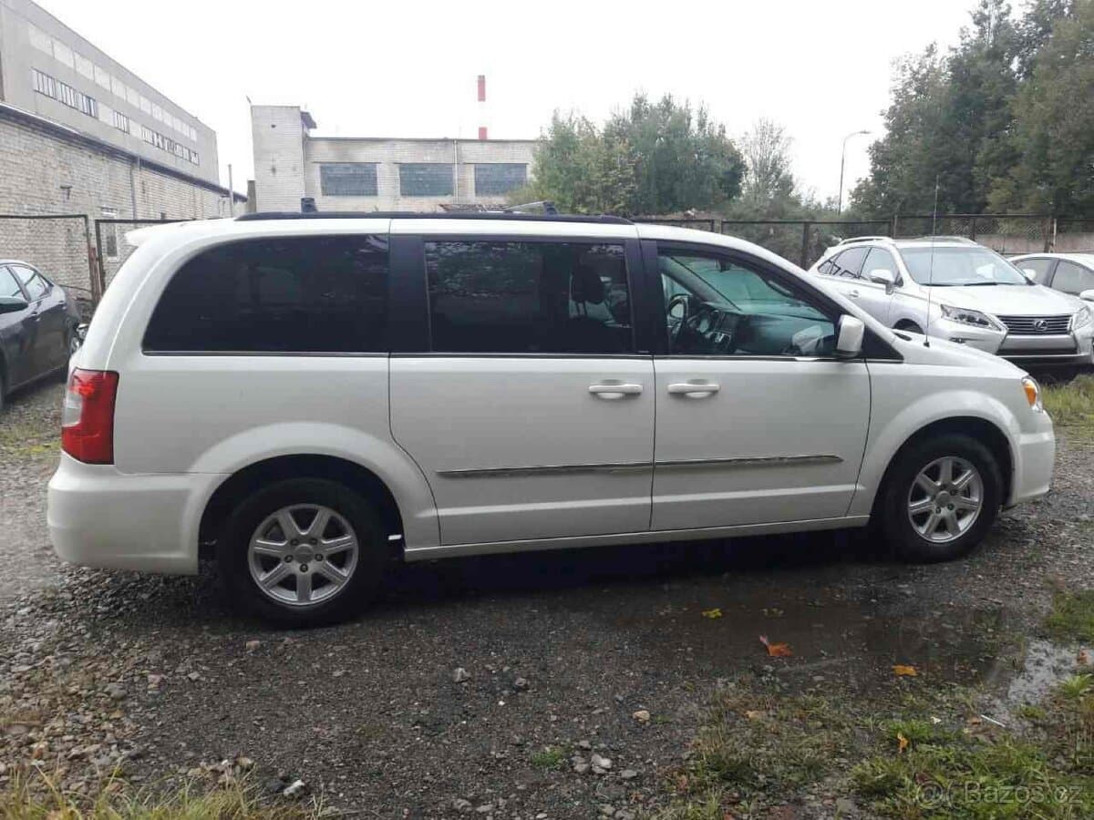 2013 Chrysler OSTATNÍ - 10