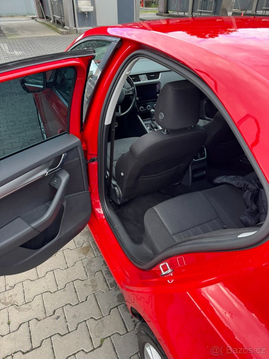 2018 Škoda OCTAVIA - 10
