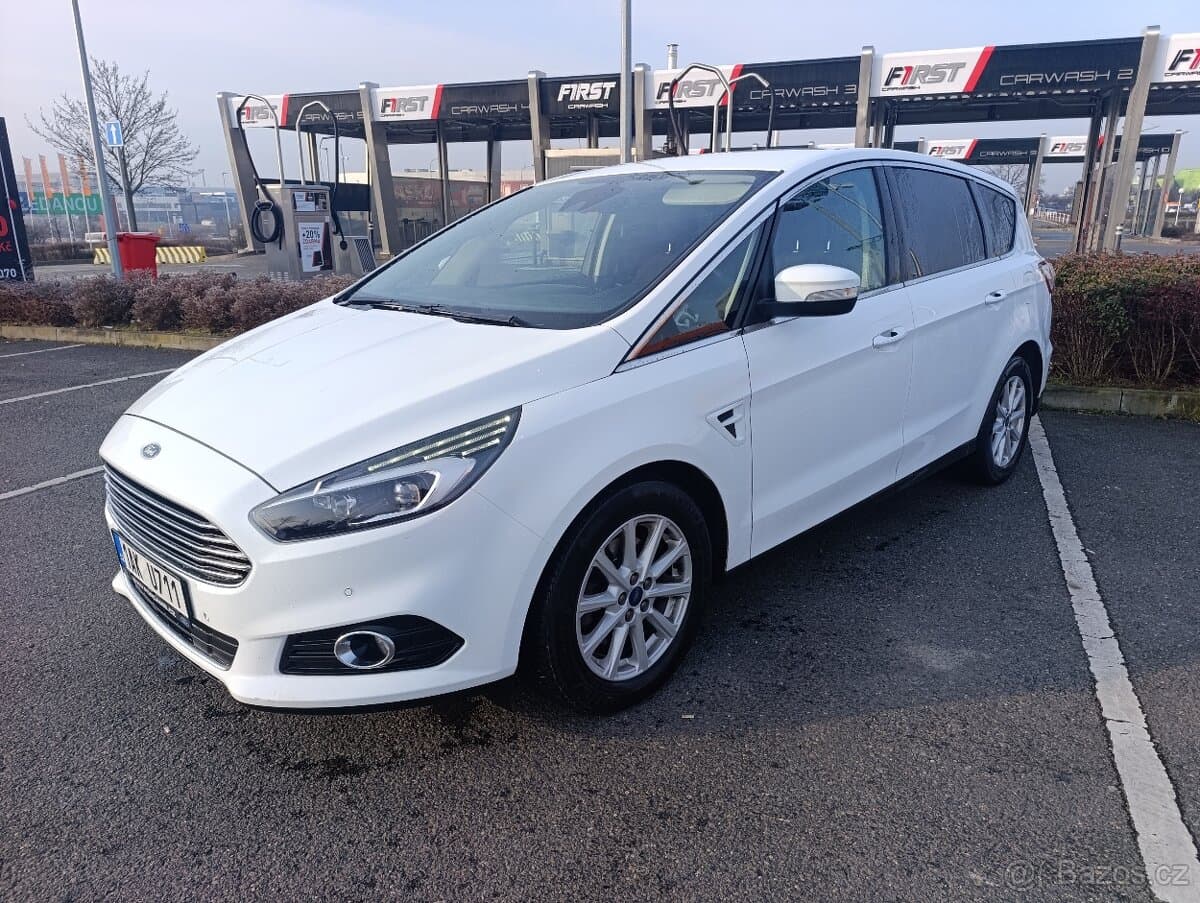 2017 Ford S-MAX - 10