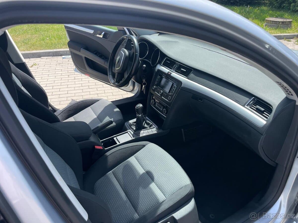 2013 Škoda SUPERB - 10