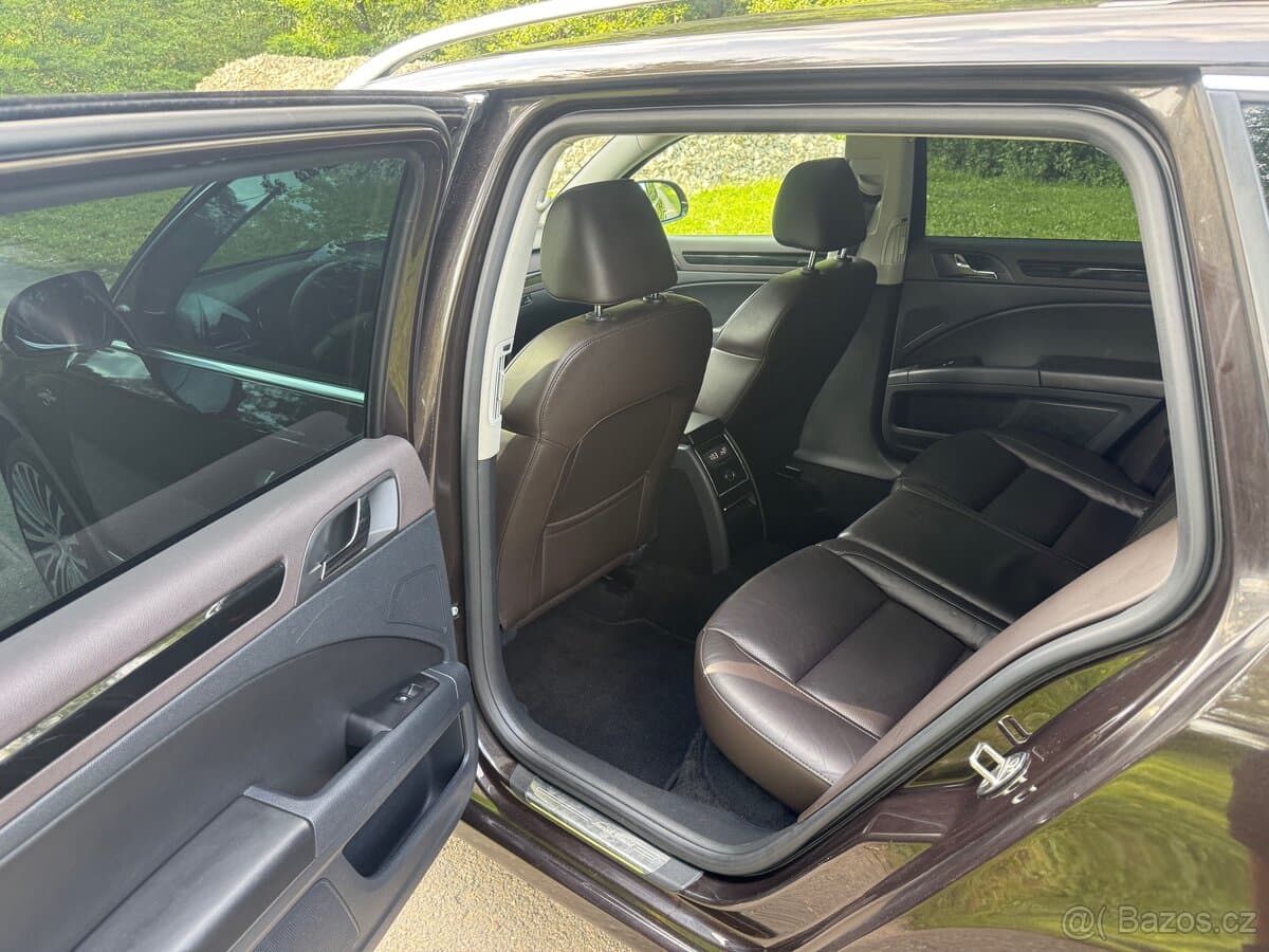 2012 Škoda SUPERB - 10