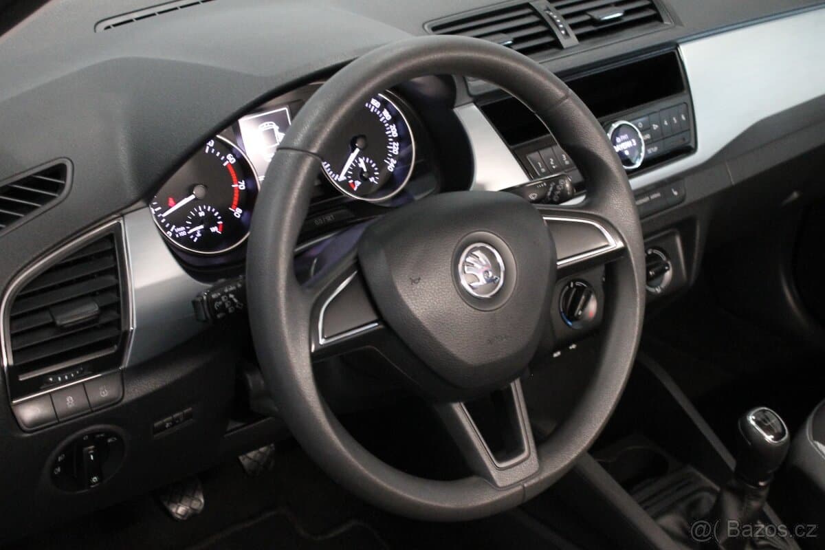 2017 Škoda FABIA - 10