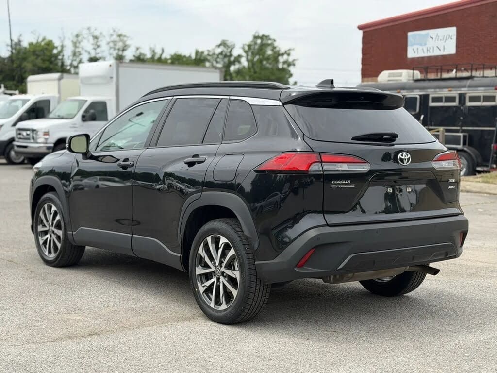 2023 Toyota COROLLA - 10