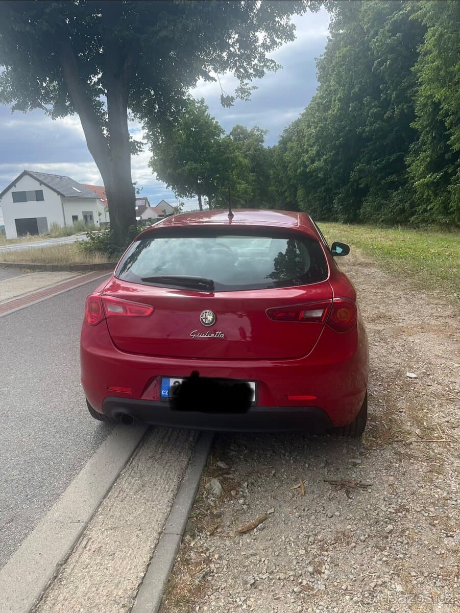 2011 Alfa Romeo GIULIETTA - 10