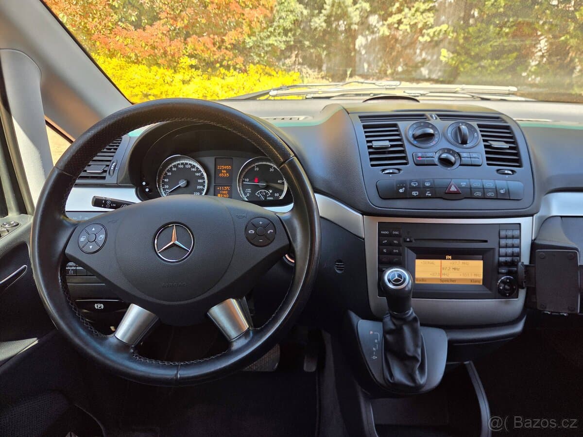 2011 Mercedes-Benz VIANO - 10