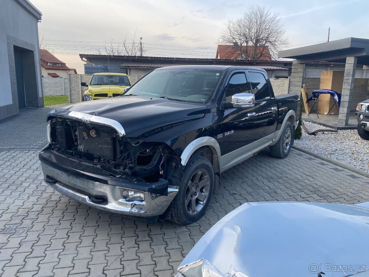 Dodge RAM - 10