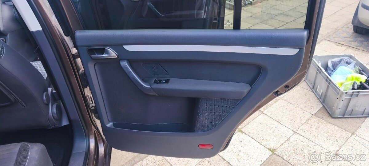 2015 Volkswagen TOURAN - 10