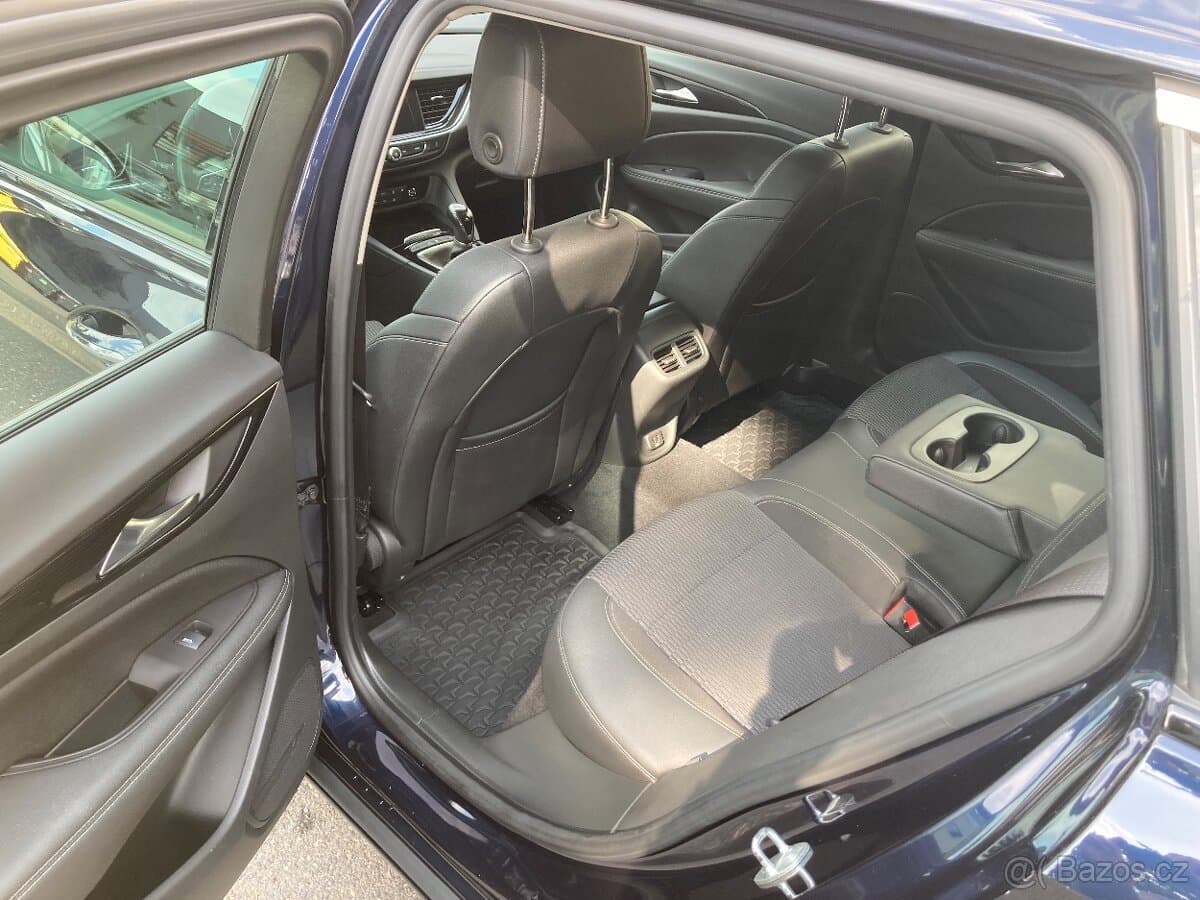 2019 Opel INSIGNIA - 10
