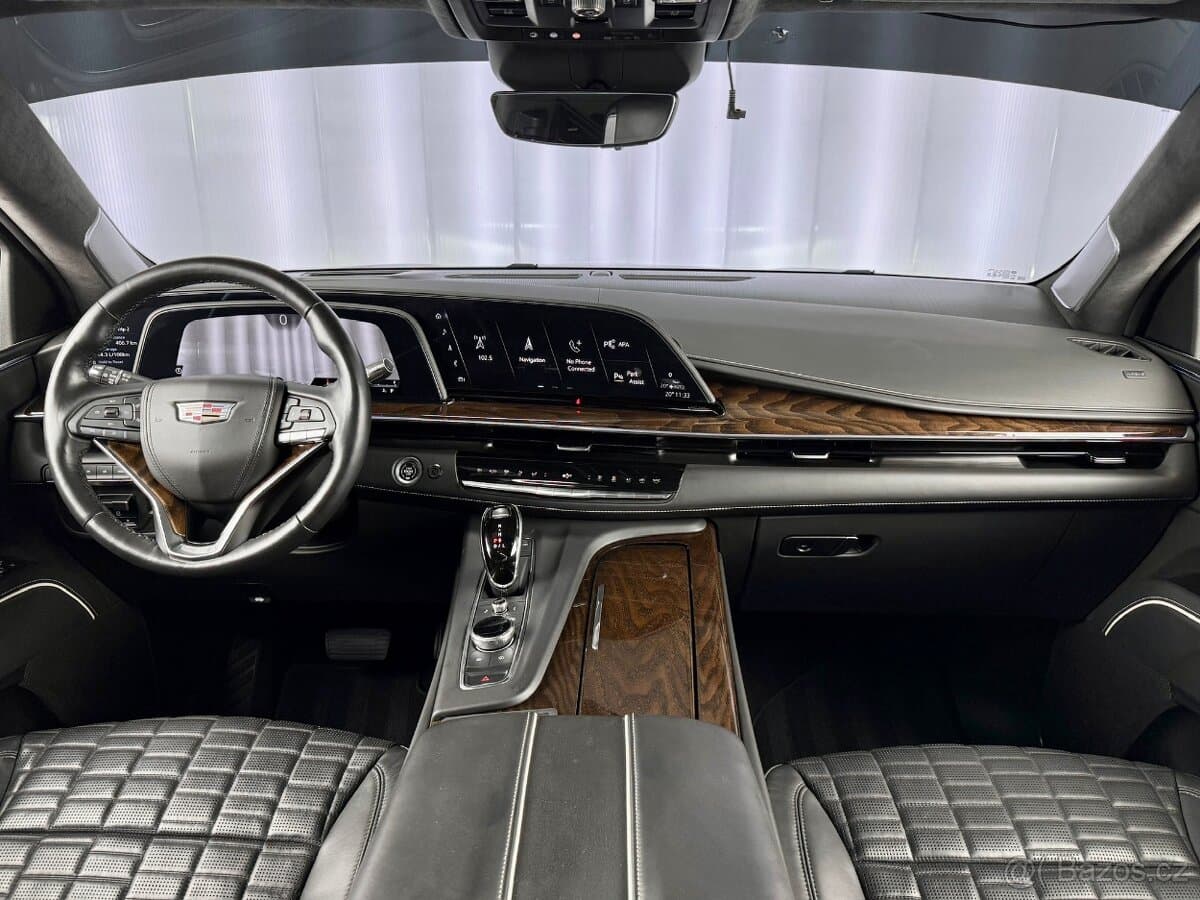 2022 Cadillac ESCALADE - 10