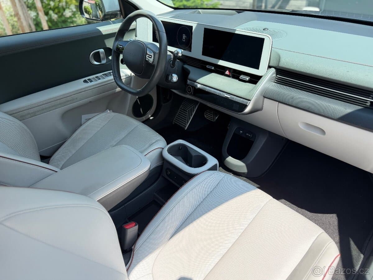 2023 Hyundai IONIQ 5 - 10