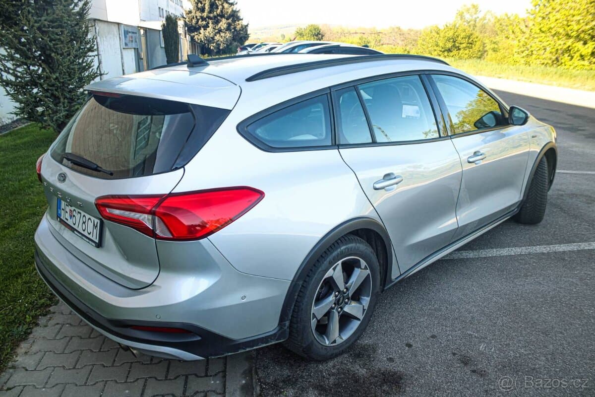 2020 Ford FOCUS - 10