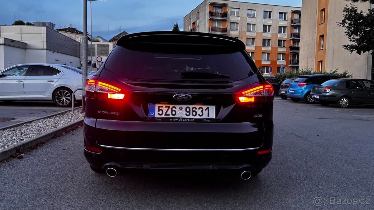 2011 Ford MONDEO - 10