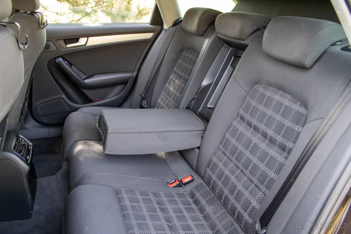 2012 Audi A4 - 10