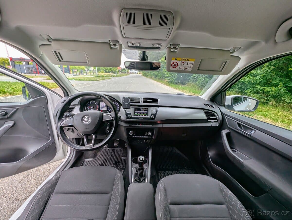 2017 Škoda FABIA - 10