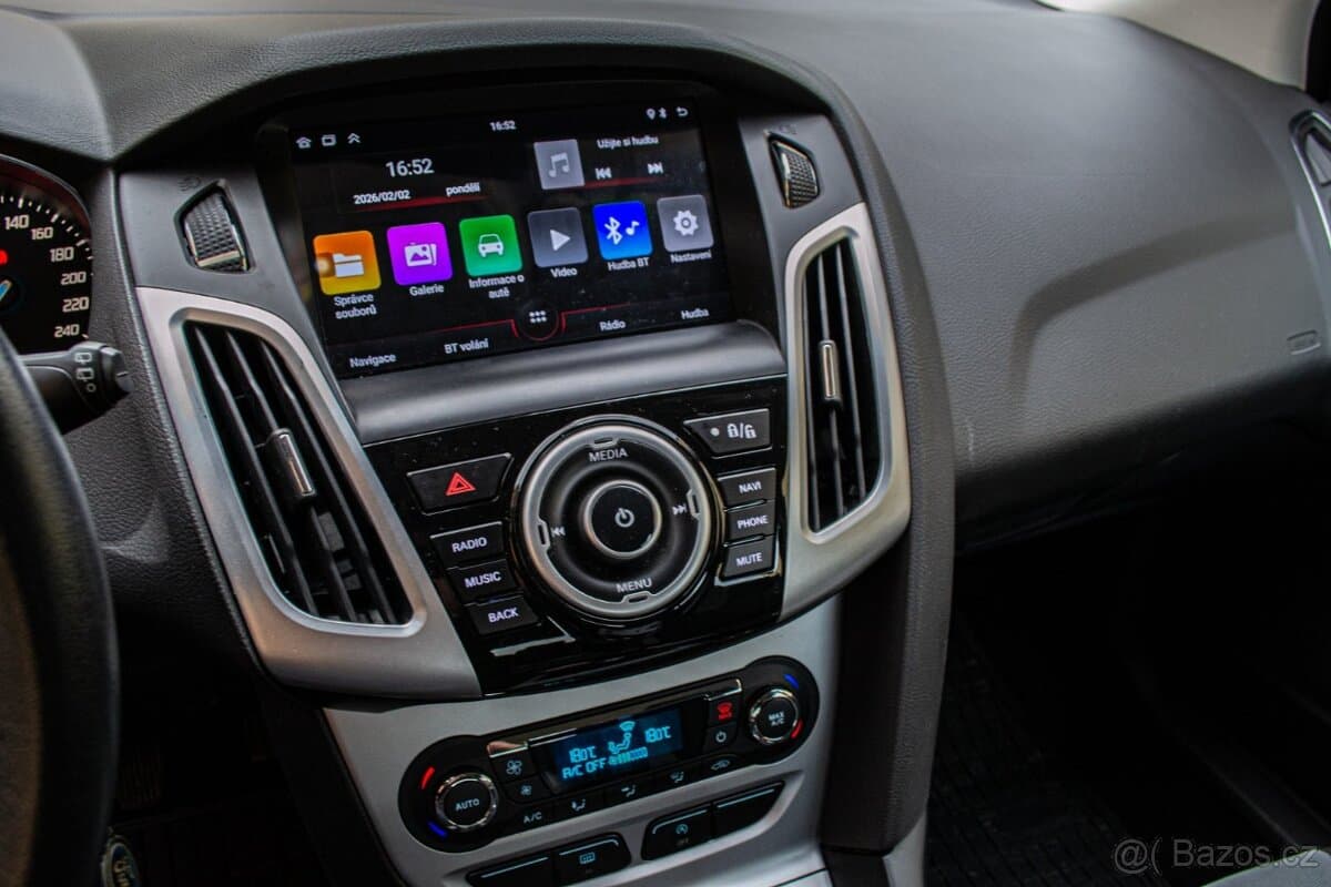 2012 Ford FOCUS - 10