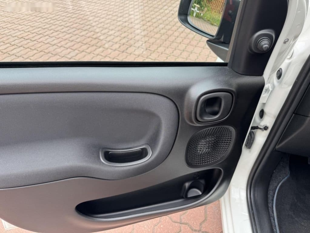 2017 Fiat PANDA - 10
