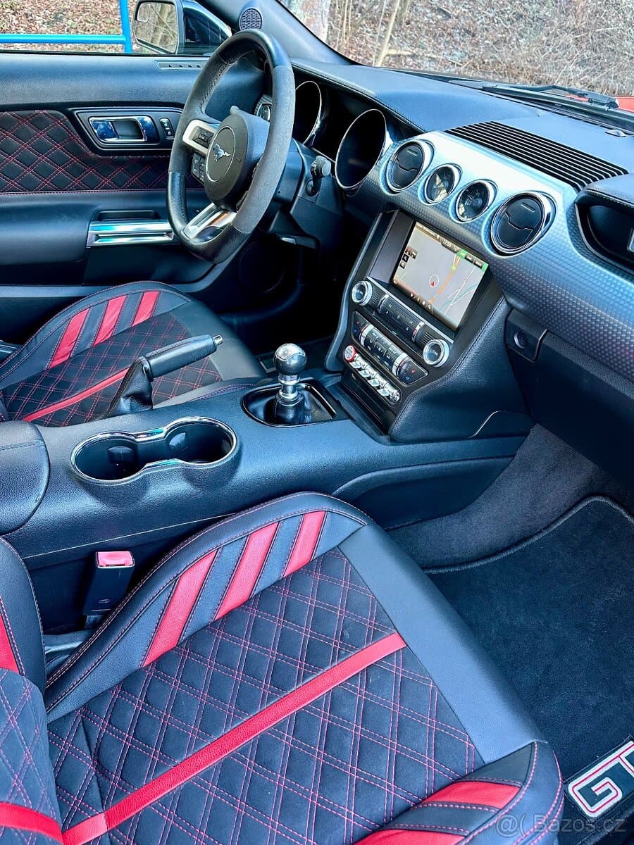 2015 Ford GT - 10