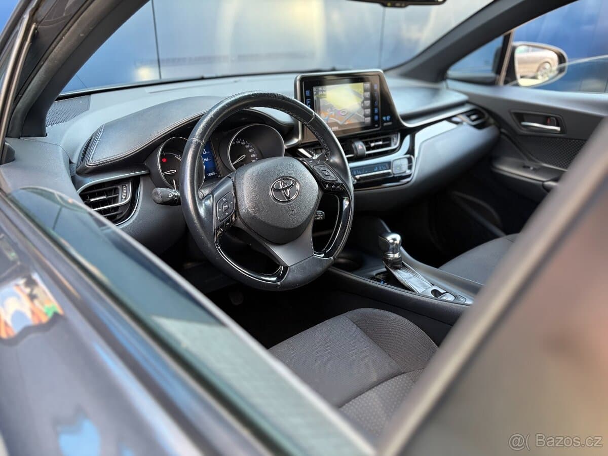 2018 Toyota C-HR - 10