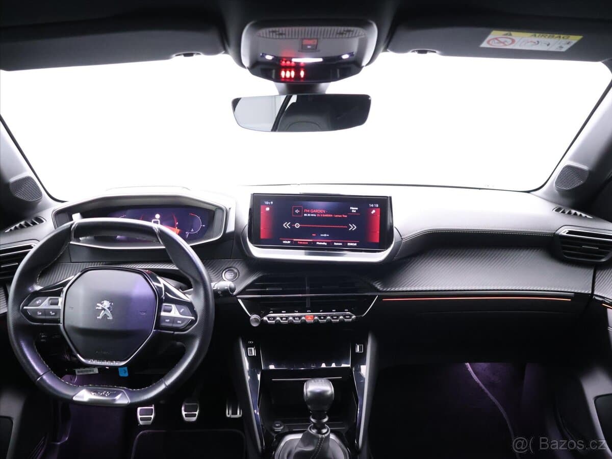 2020 Peugeot 208 - 10