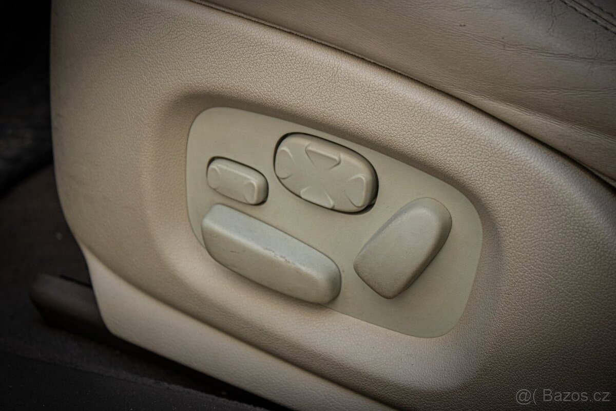 2007 Jaguar XJ - 10