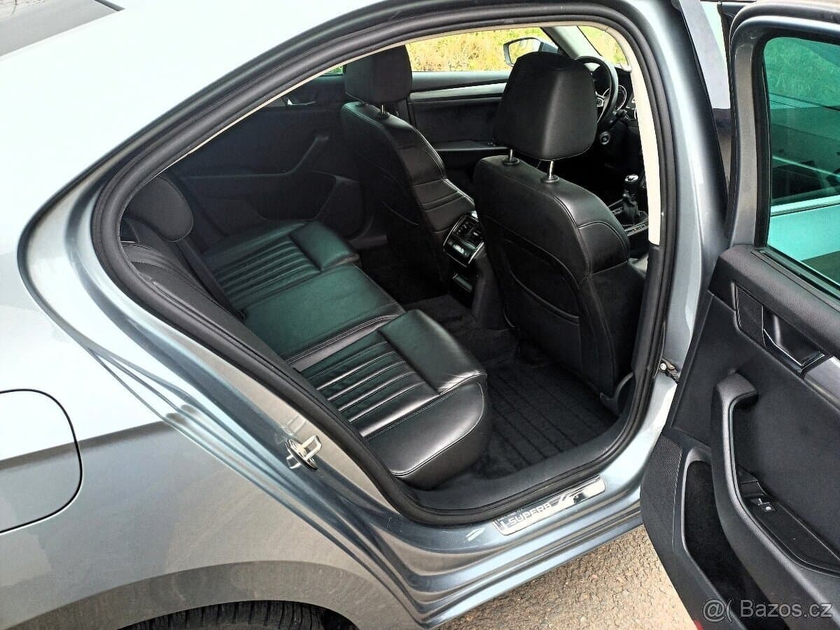 2016 Škoda SUPERB - 10