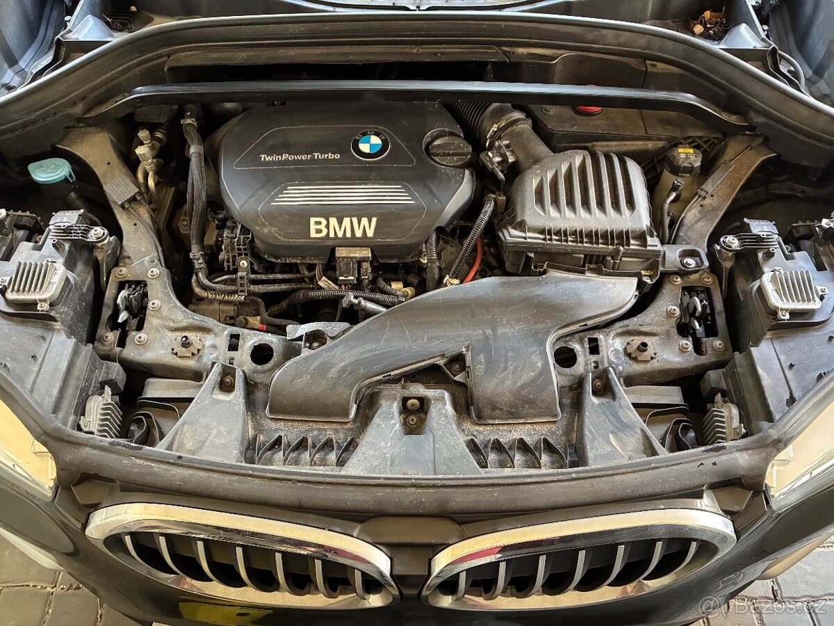 2017 BMW X1 - 10