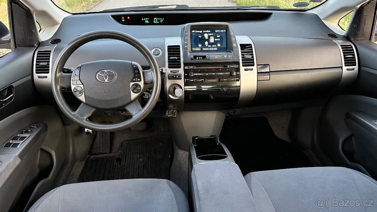 2006 Toyota PRIUS - 10