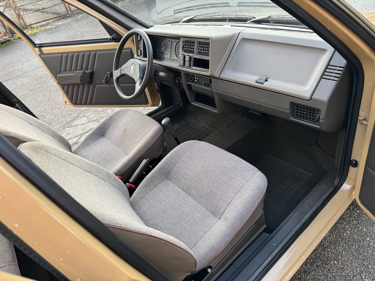 1990 Škoda FAVORIT - 10