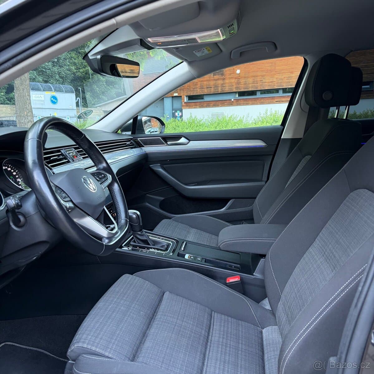 2020 Volkswagen PASSAT - 10