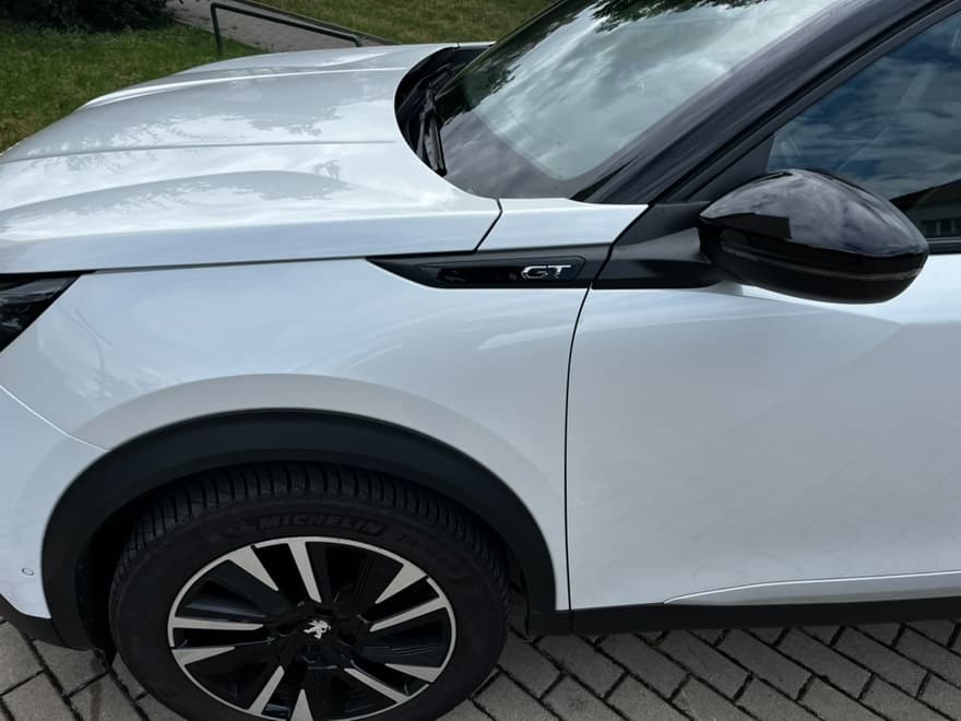 2021 Peugeot 2008 - 10