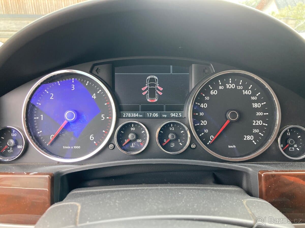 2007 Volkswagen TOUAREG - 10