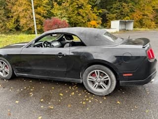 2011 Ford MUSTANG - 10