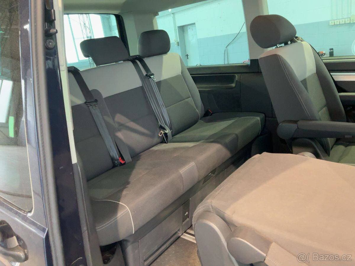 2010 Volkswagen MULTIVAN - 10