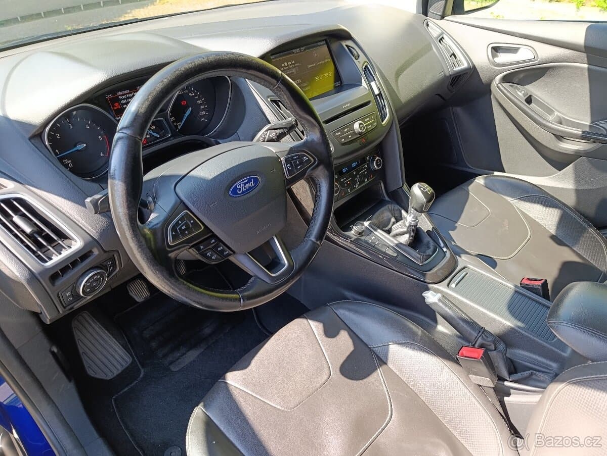 2016 Ford FOCUS - 10