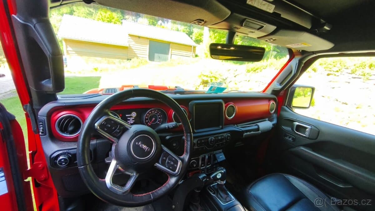 2019 Jeep WRANGLER - 10
